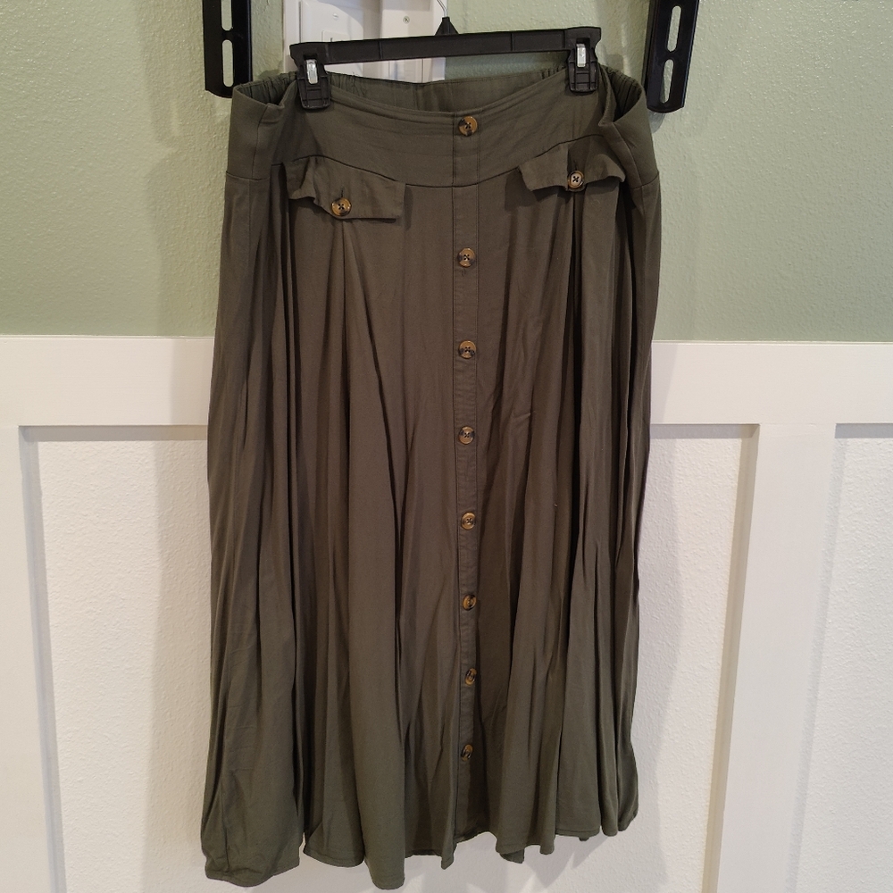 Olive Button-Down Women's Skirt By Torrid